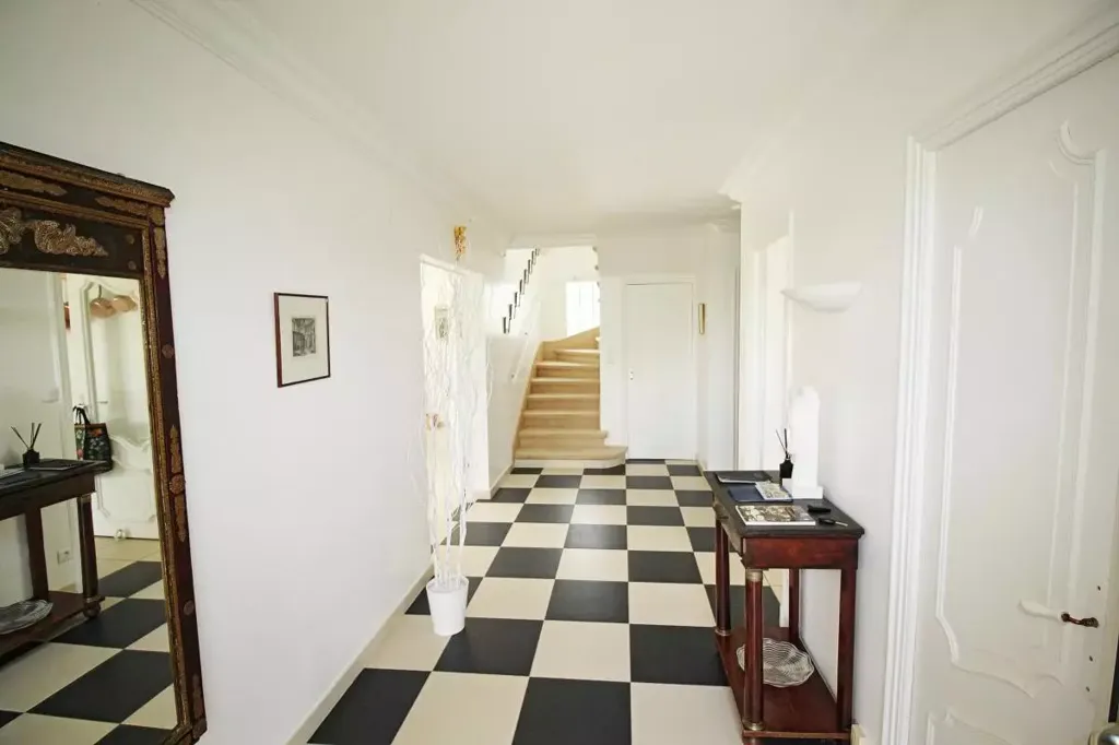 Entrée - Maison d'Architecte avec Piscine Chauffée à Andard