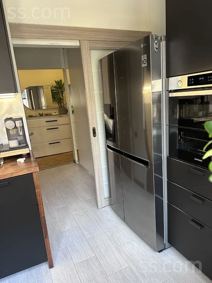 Köök - Spacious Apartment with Balcony in Riga Centre