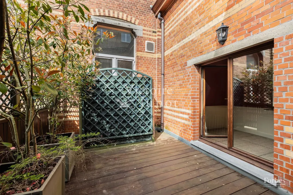 courtyard