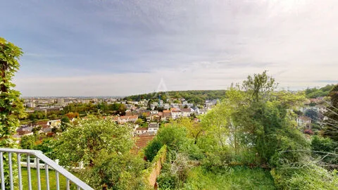 Balcon - Maison avec Piscine et Balcon-terrasse au Plessis-Robinson