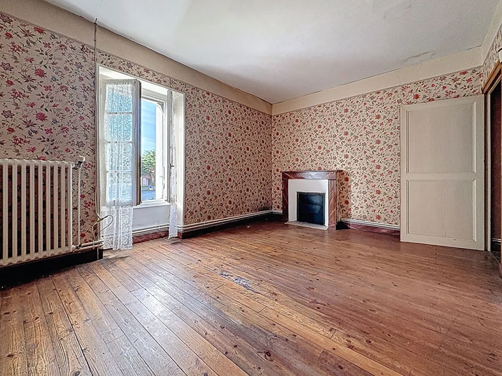 Elutuba - Charming Townhouse with Terrace in Belligné