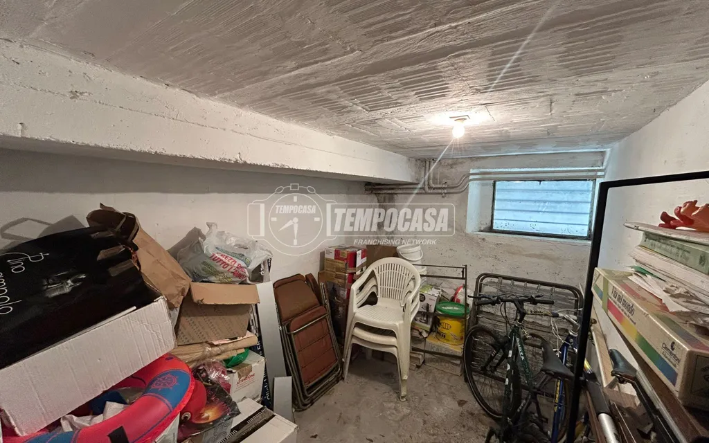 Garage - Piano Terra Apartment with Box in Loreto