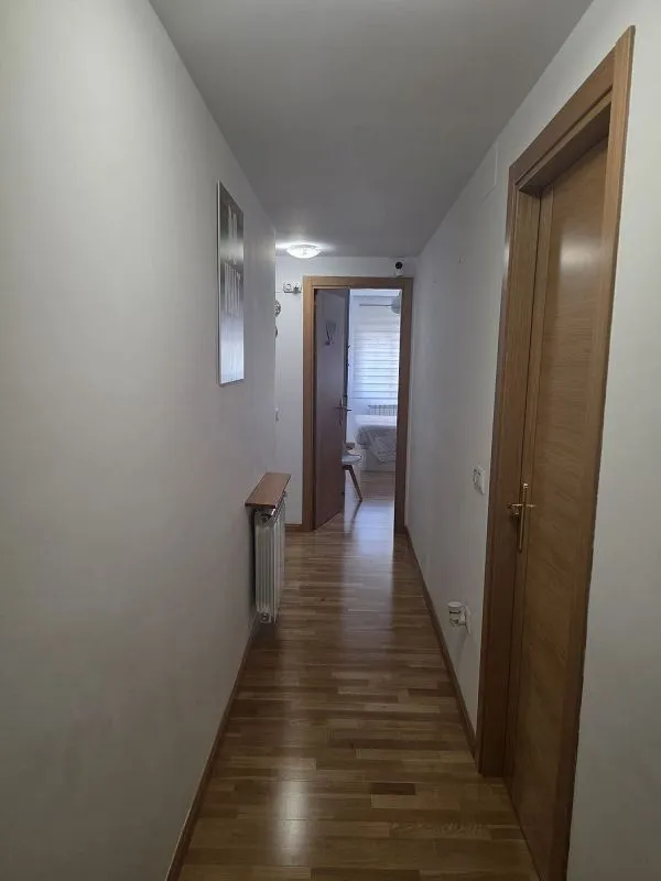 Esik - Apartment with Terrace in Campo Real