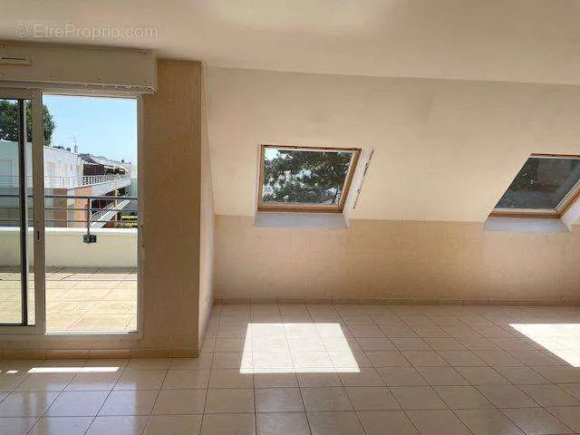 Terrasse - Appartement 3 Pièces avec Parking à Vannes