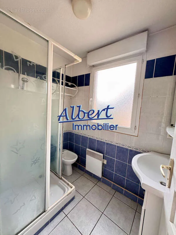 Bagni - Bright Apartment with Terrace in Sanary-sur-Mer
