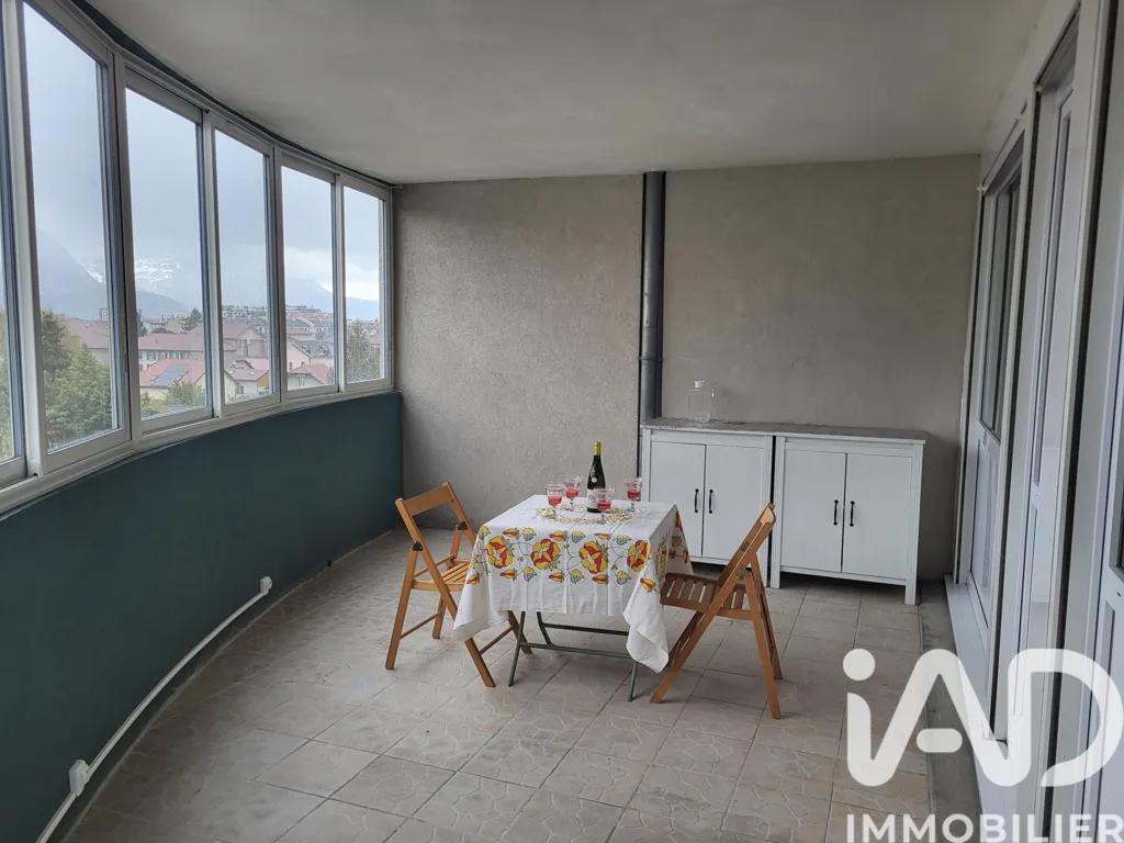 Balcon - Appartement T3 avec Terrasses à Grenoble