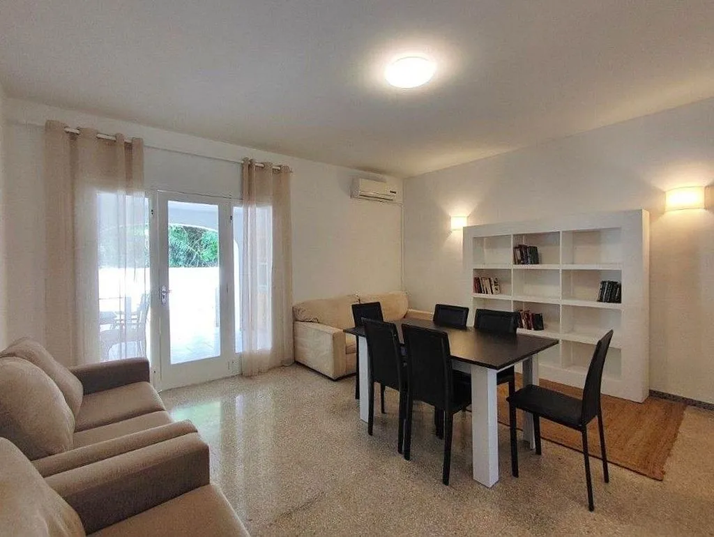 Dining Room - Semi-Detached House Near Beach in Dénia