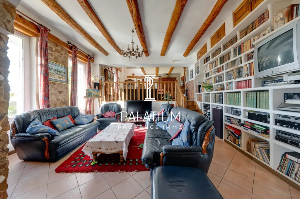 Séjour - Bastide de Caractère avec Piscine à Auriol
