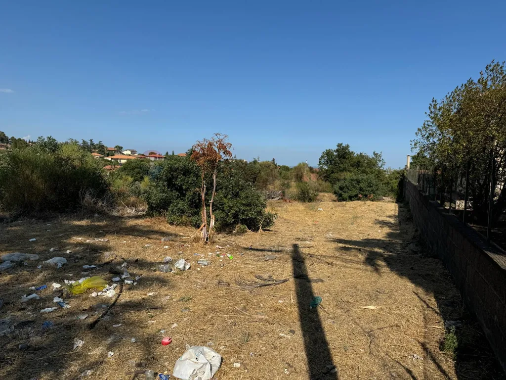Jardin - Plaza Land with Etna View in Mascalucia