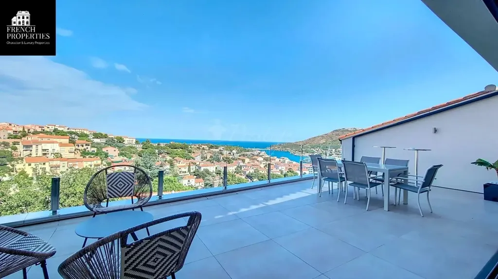 Terrasse - Maison Contemporaine avec Vue Panoramique à Port-Vendres