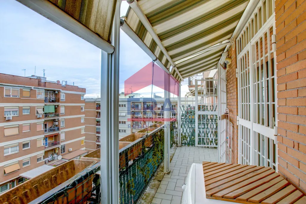 Balcon - Luxury Apartment with Balcony in Rome