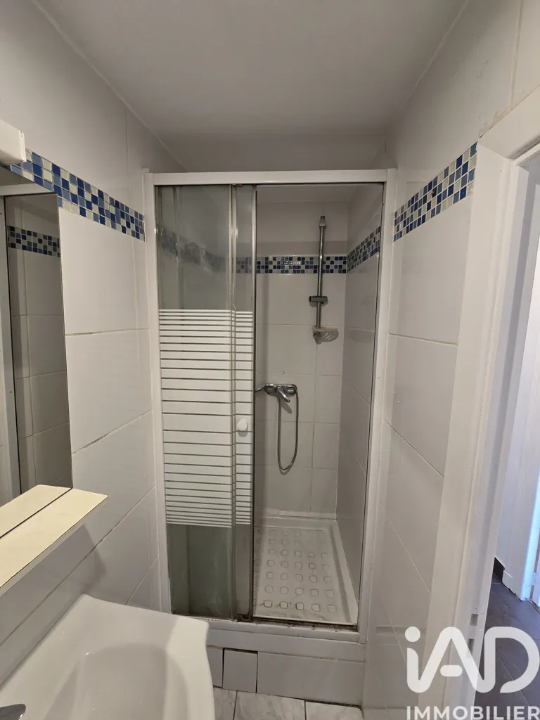 Vannitoad - Charming 2-Bedroom Apartment in Coulommiers