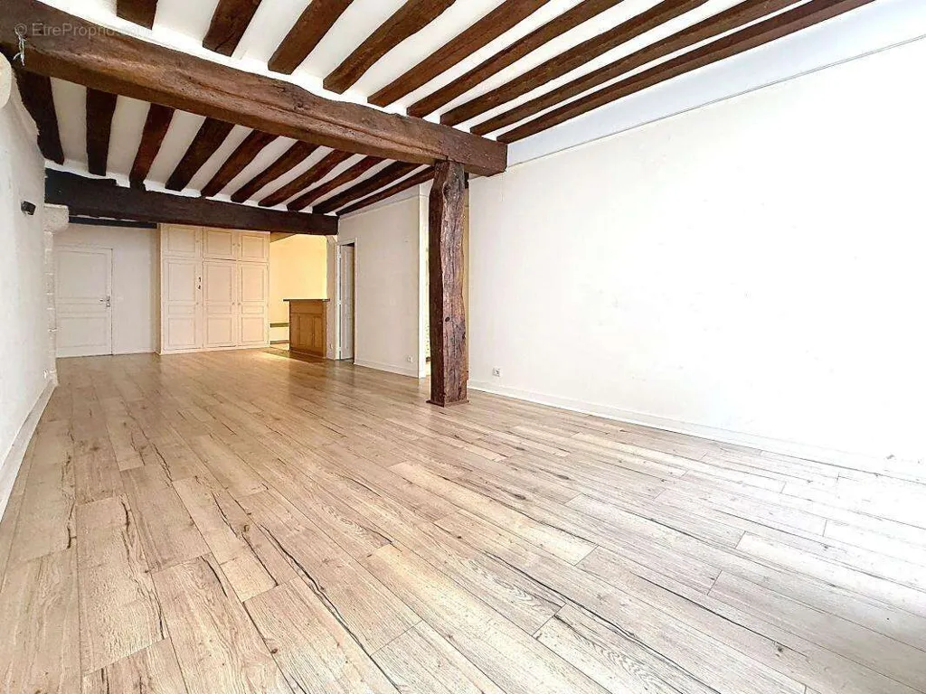 Stanze - Atypical Flat with Character in Mouffetard