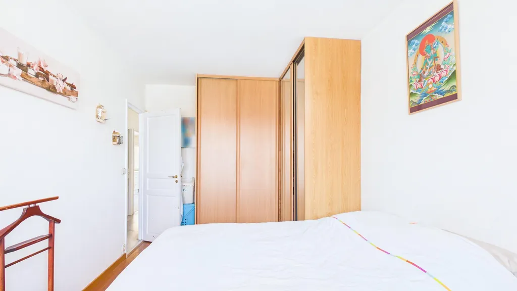 Chambres - Appartement avec Balcon à Chevilly-Larue