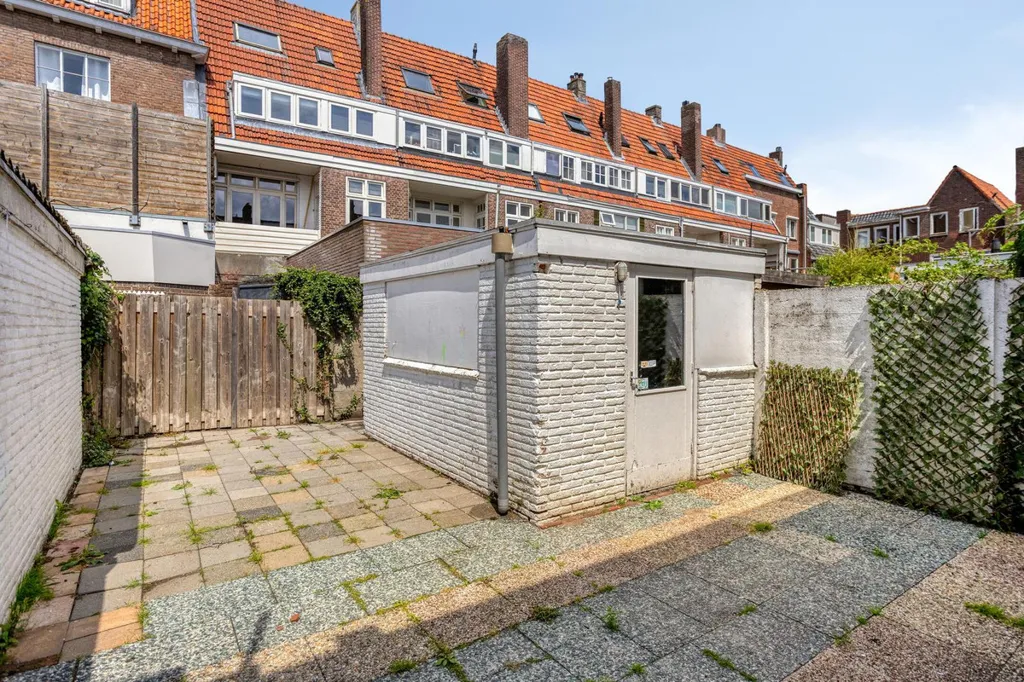 Jardin - Starters' House with Garden in 's-Hertogenbosch