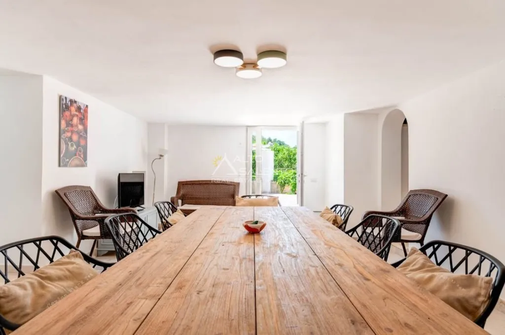Dining Room - Renovated Villa with Pool near Ostuni