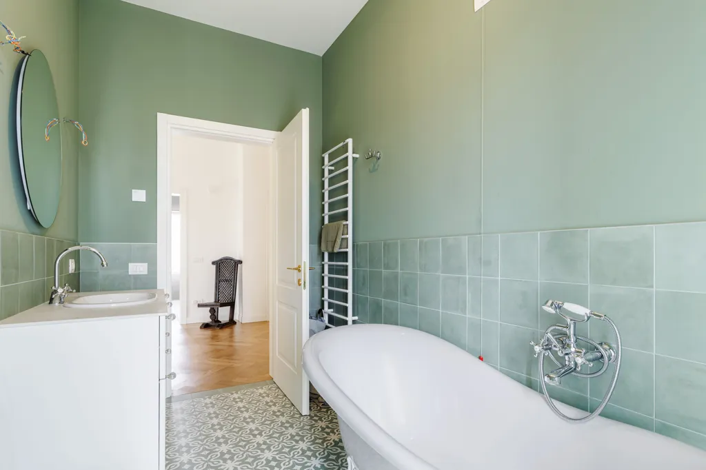 Salles de bain - Liberty-Style Residence with Private Park in Zero Branco