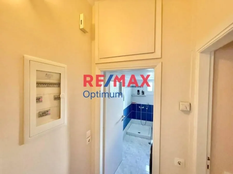 Entrée - Fully Renovated Flat with Balcony in Peristeri