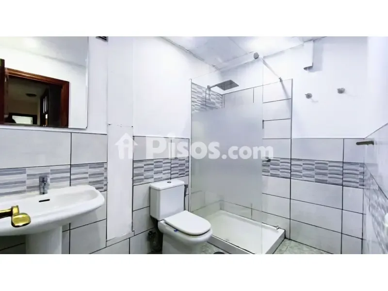 Salles de bain - Semi-Amuebled Apartment with Sea View in Las Canteras