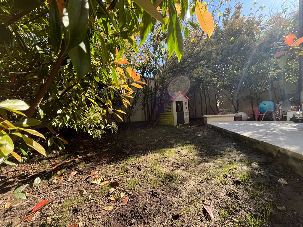 Jardin - Appartement en Rez-de-Jardin avec Jardin à Suresnes