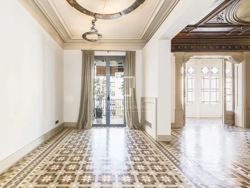 hallway_entrance