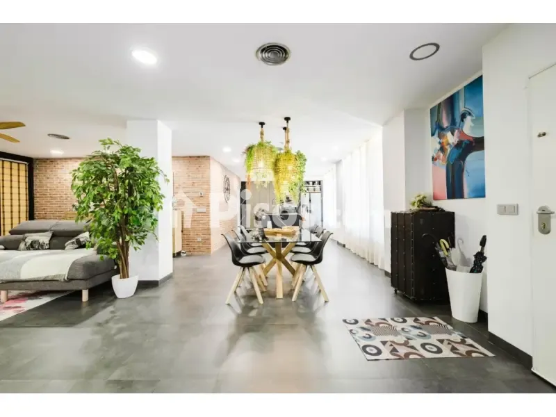 Salle à manger - Loft with Exterior Access in Calle de Zúñiga