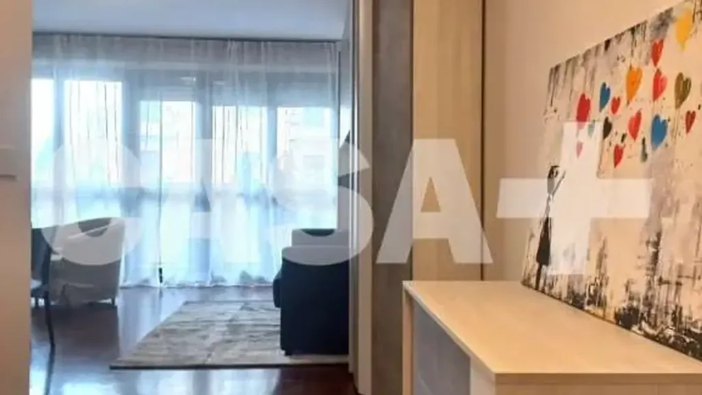Elutuba - Modernised Studio with Balcony in Varese