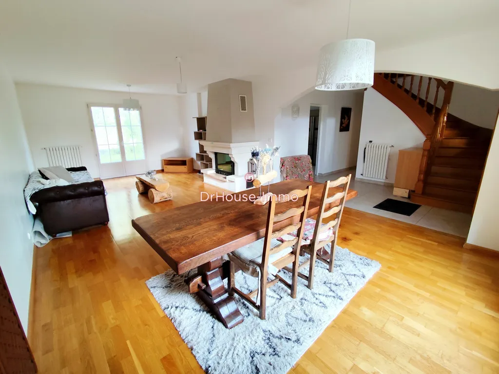 Salle à manger - Maison Lumineuse avec Jardin à Vendôme