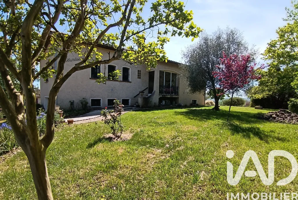Jardin - Maison avec Vue sur les Pyrénées à Beaumarchés