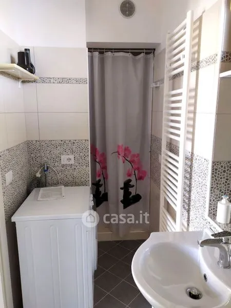 Vannitoad - Bright 3-Bedroom Flat in Tricase