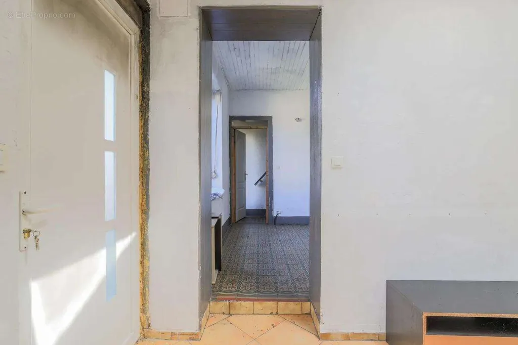 Entrée - Maison Individuelle avec Jardin à Maubeuge
