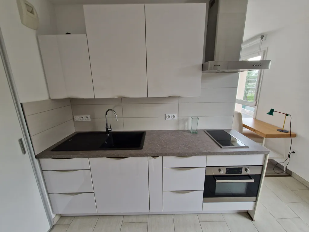 Kitchen - 2-Bedroom Apartment with Parking in Amiens