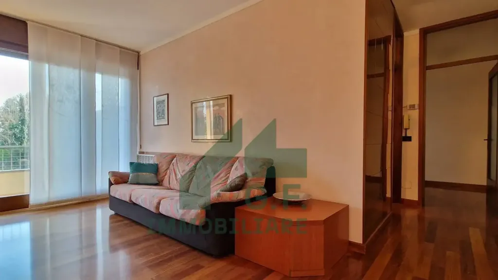 Séjour - Apartment with Terrace in Lanzago Centre