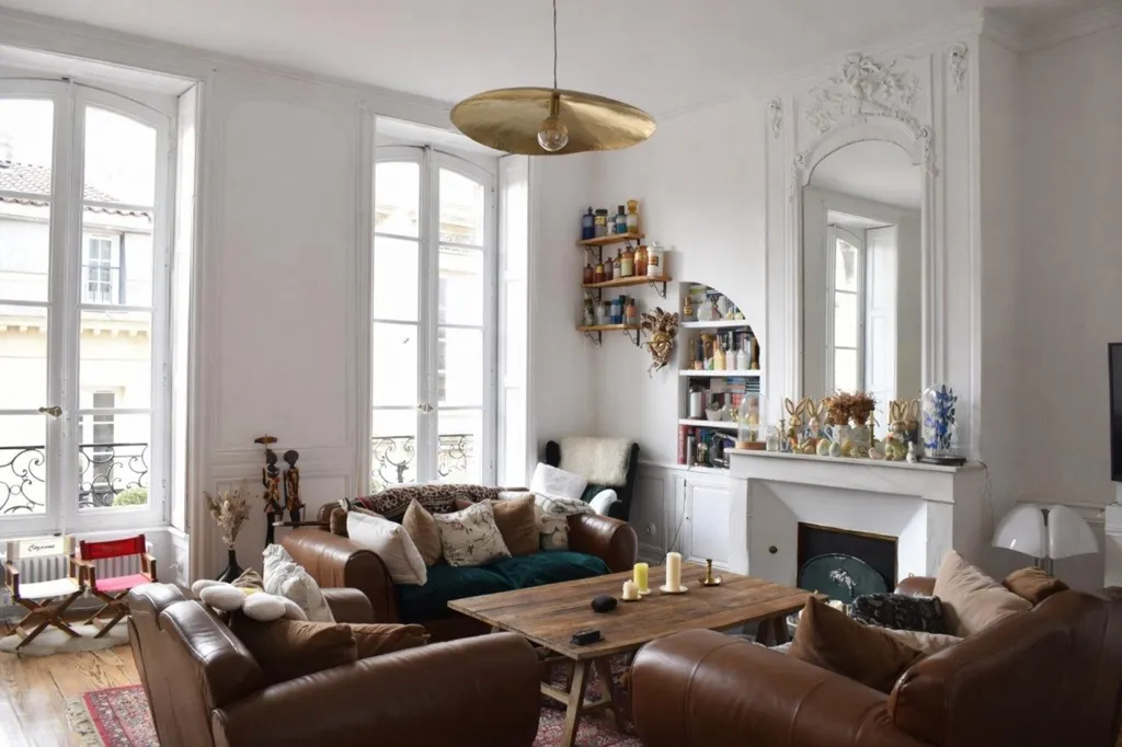 Elutuba - Haussmannian Flat in Chartrons