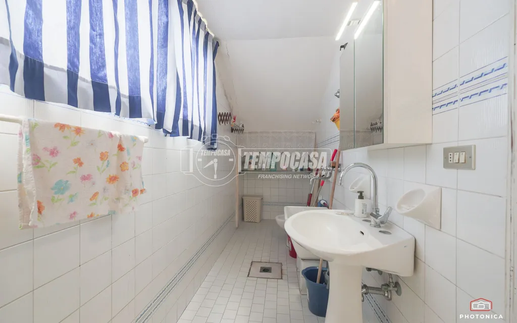 Salles de bain - Bifamiliar House with Garden in Cattolica
