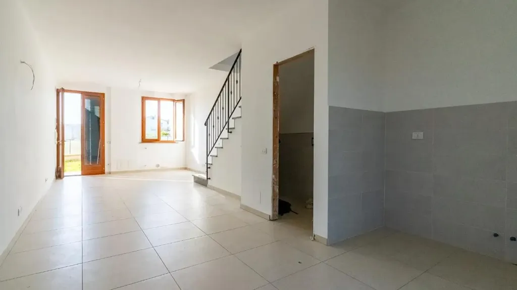 Séjour - Rearranged Apartment with Garden in Petrazzi
