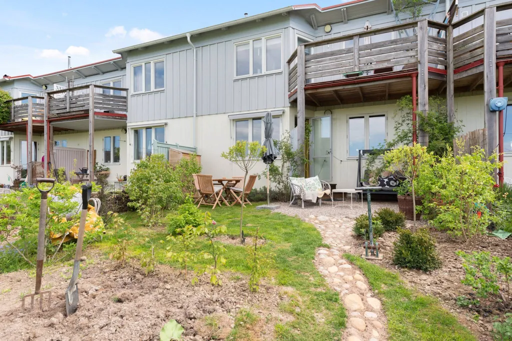 Garden - Apartment with Garden in Nibble Skogsbrynsby