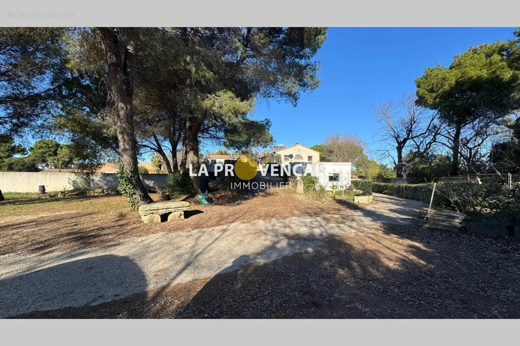Extérieur - Maison avec Piscine et Terrasse à Béziers