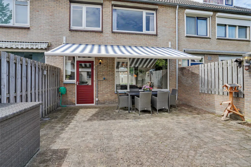 Terrazza - Family-Friendly Semi-Detached House in Hapert