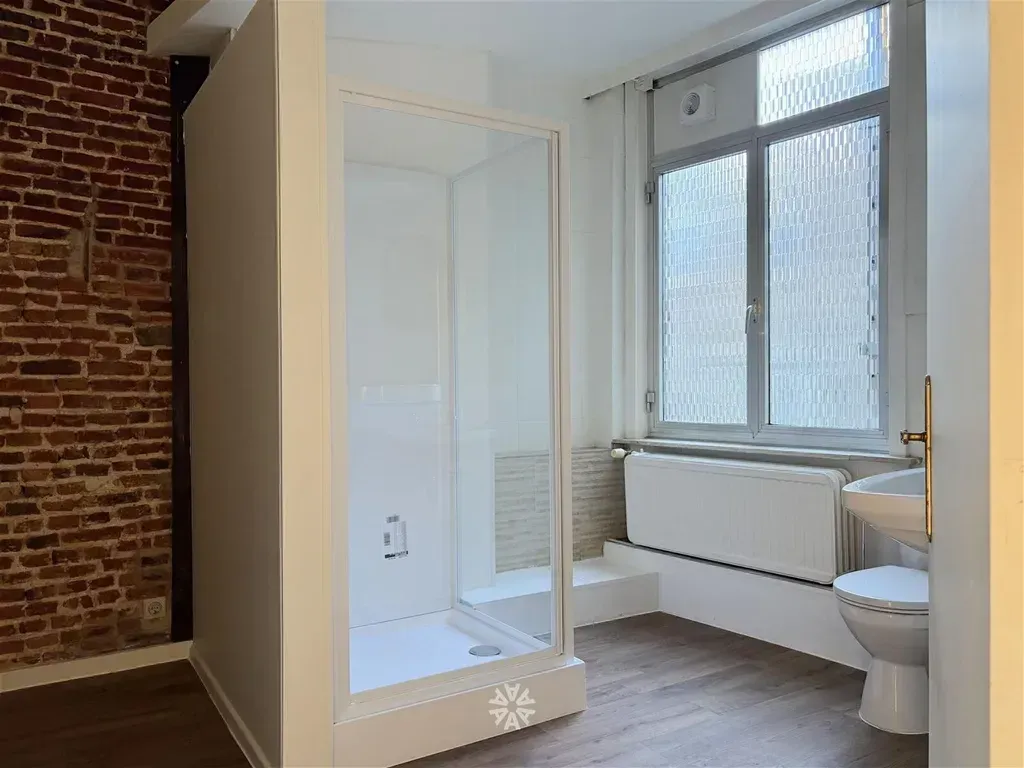 Salles de bain - Maison avec Jardin Urbain à Gand