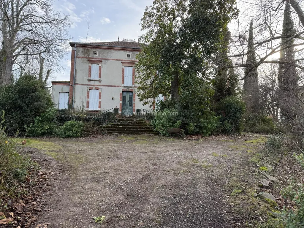 Exterior - Maison de Maître with Garden in Carmaux