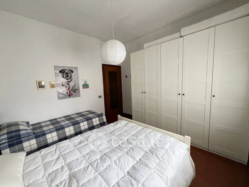 Magamistoad - Two-Bedroom Apartment with Balcony in Seregno