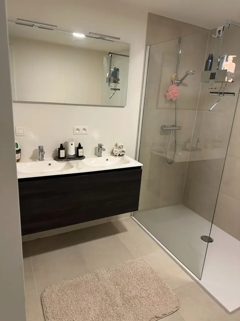 Salles de bain - Appartement Éco-Énergétique à Koningslo