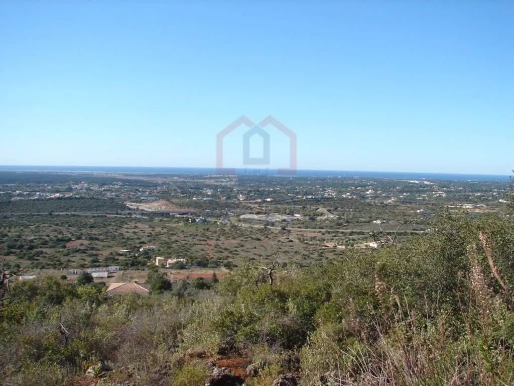Luxury Villa with Views in Pe do Cerro, Faro