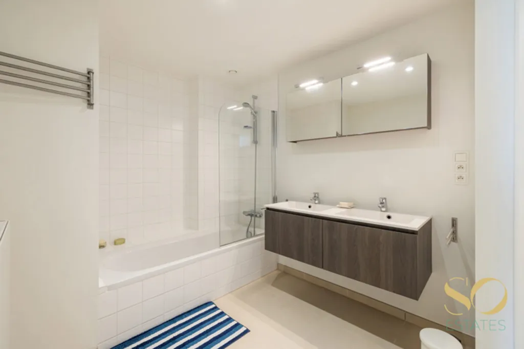 Vannitoad - Duplex Penthouse with Panoramic View in Brussels