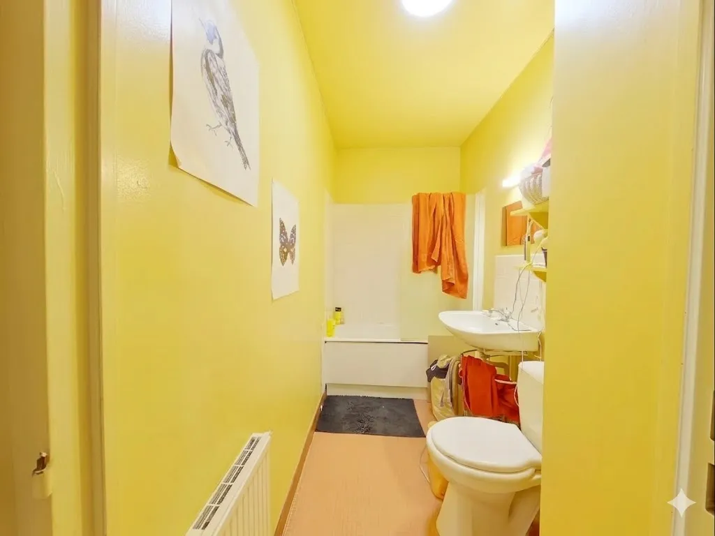 Vannitoad - 1-Bed Flat with Balcony in Tours Centre