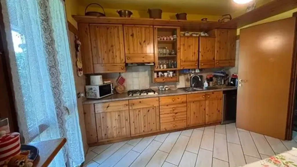 Kitchen - Villa with Garden in Vigevano