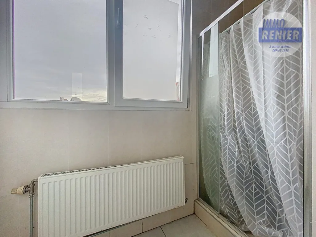 Vannitoad - Rental Property with Shops in Anderlecht