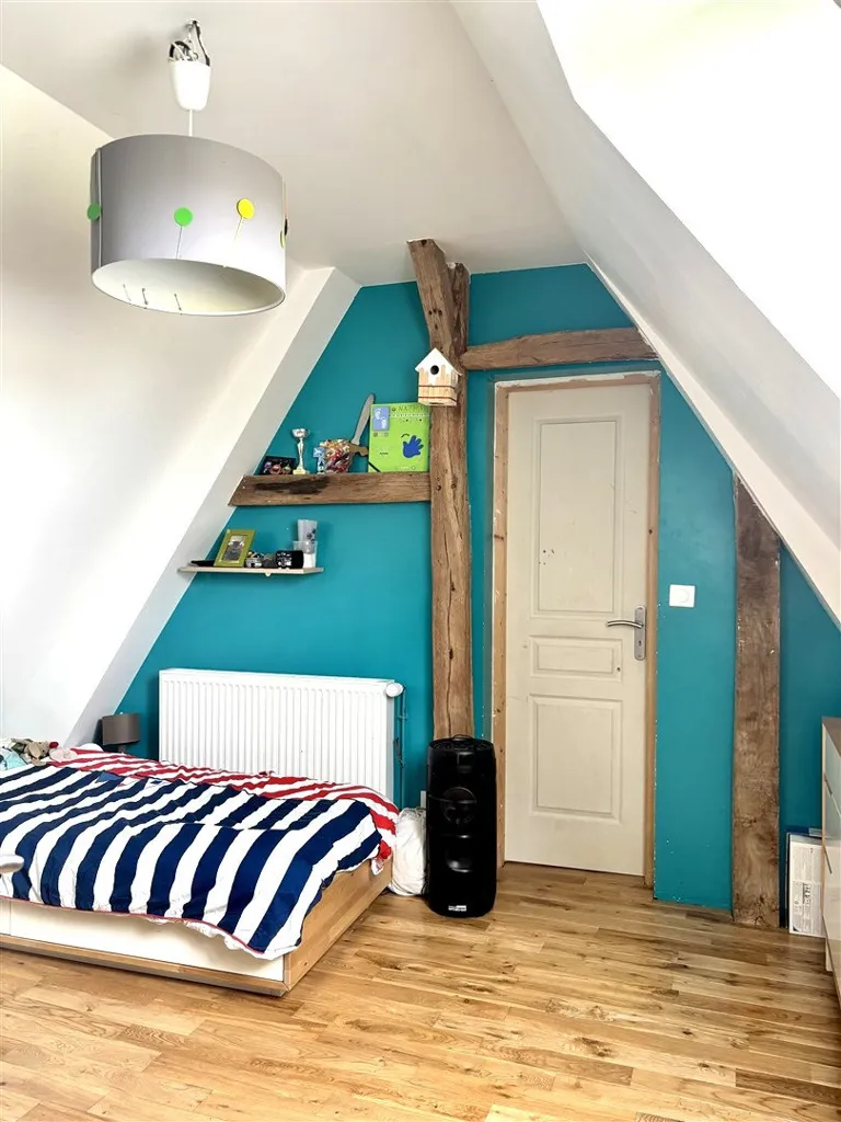 Chambres - Maison Rénovée avec Terrasse dans un Cadre Paisible