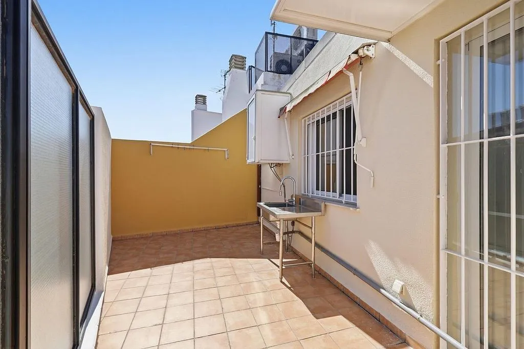 Terrasse - Duplex with Terrace in Catarroja